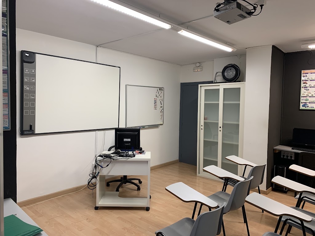 Autoescola Fram — Del propietario