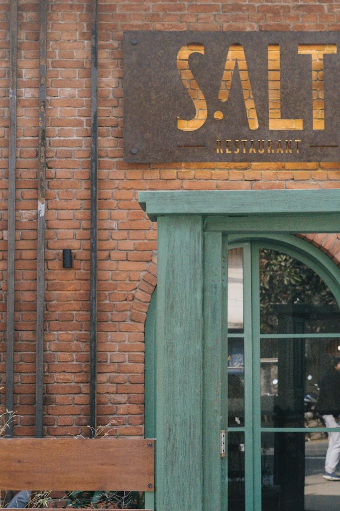Salt Restaurant Bar