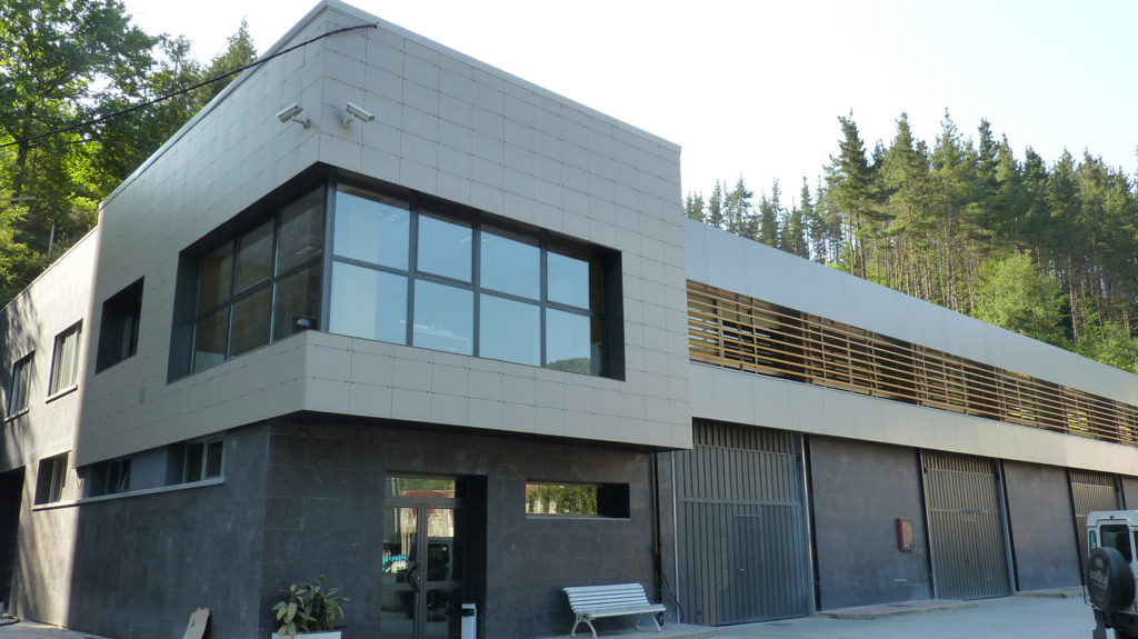 Centro de Formacion y Promocion Empresarial Izarra|Enpresak sustatzeko eta trebatzeko zentroa