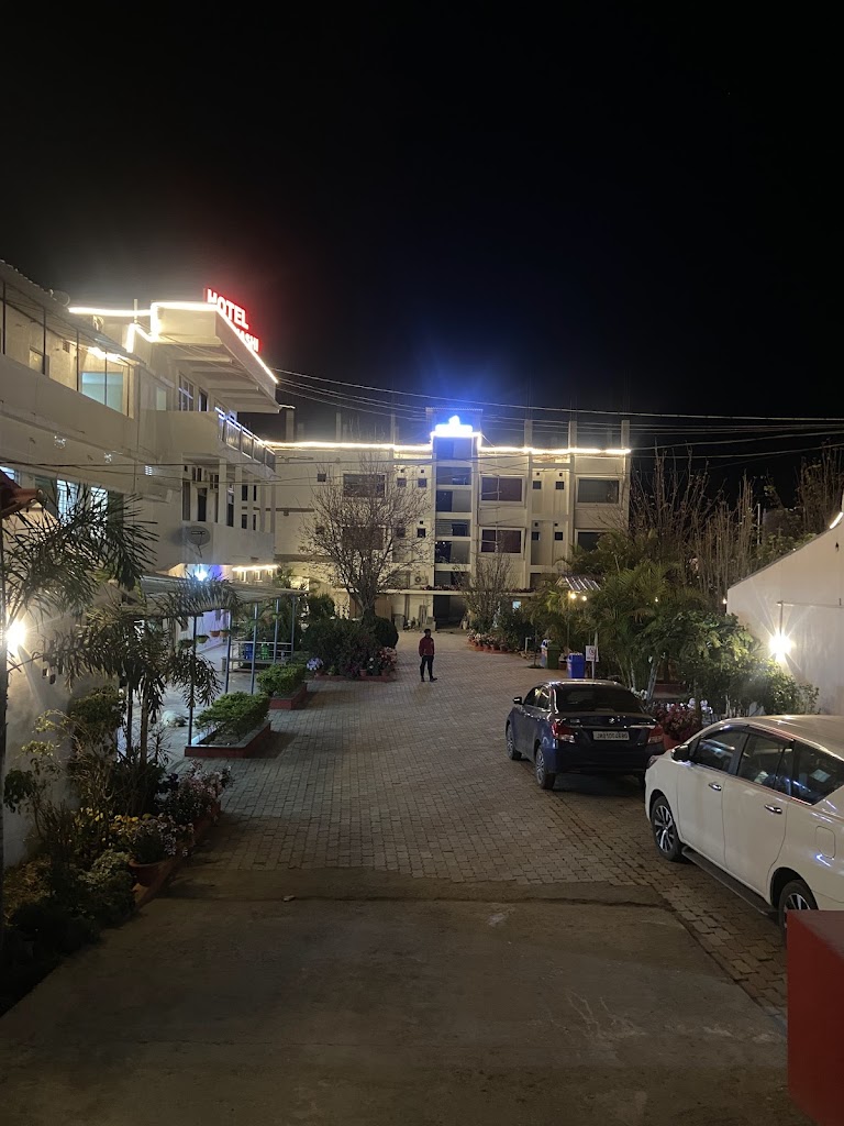 Hotel Ravi And Shashi
