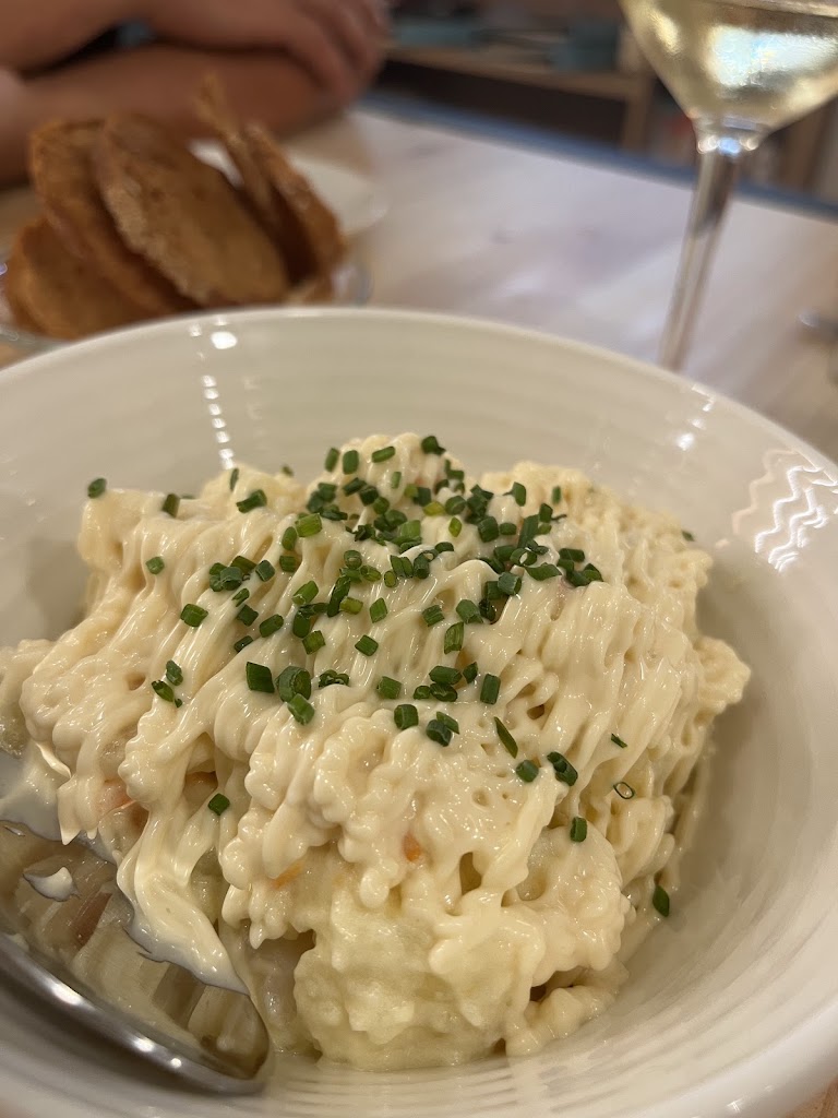 Cal 33 — Comida y bebida