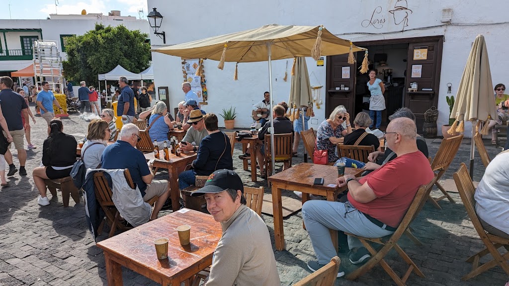 Loris, Teguise — Ambiente