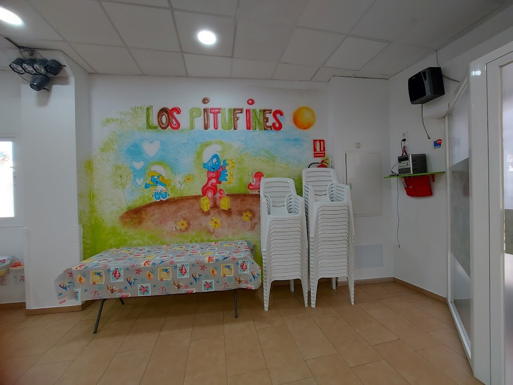 LOS PITUFINES PARQUE DE BOLA Y SALON DE CELEBRACIONES.