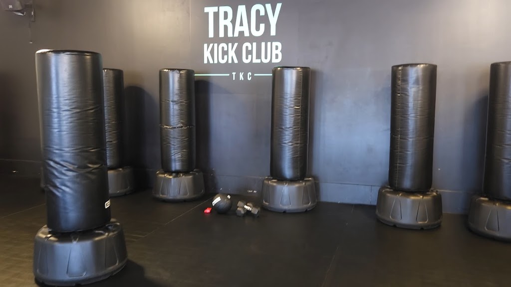  Tracy Kick Club