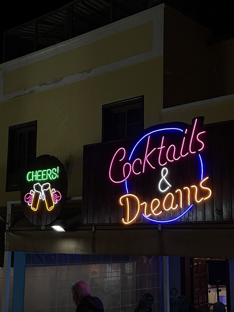 Cocktails & Dreams