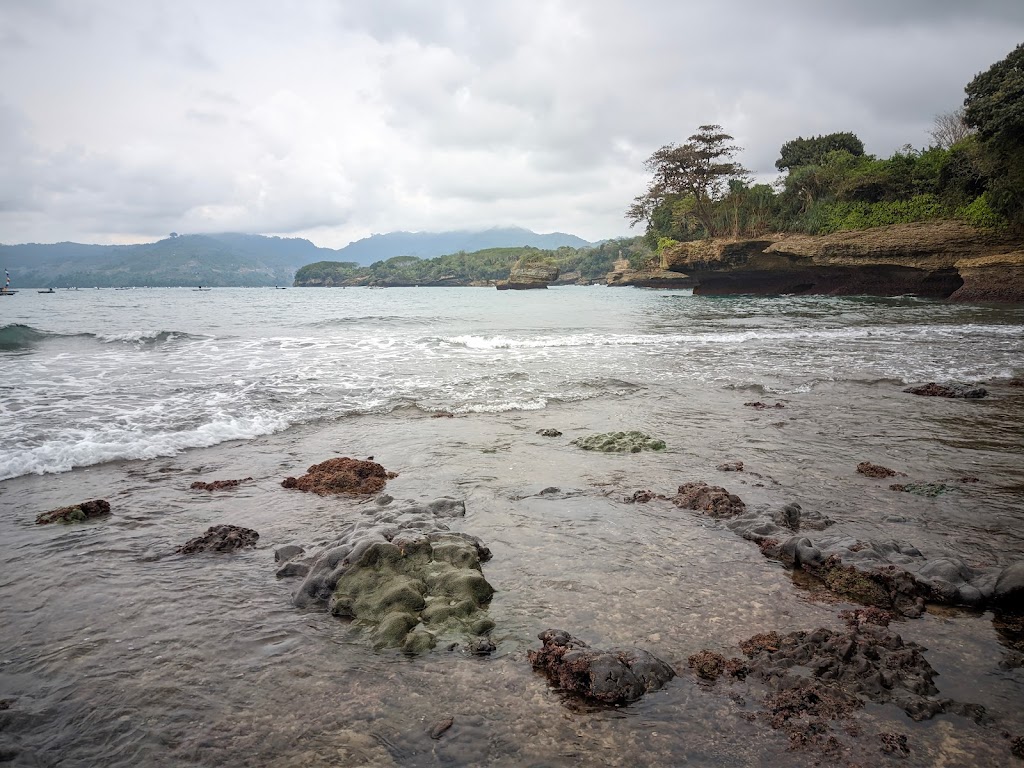 Pantai Coro Tulungagung
