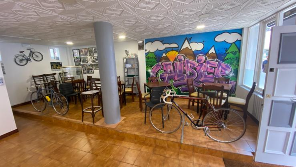 Cafe - bar El Galibier Maliano