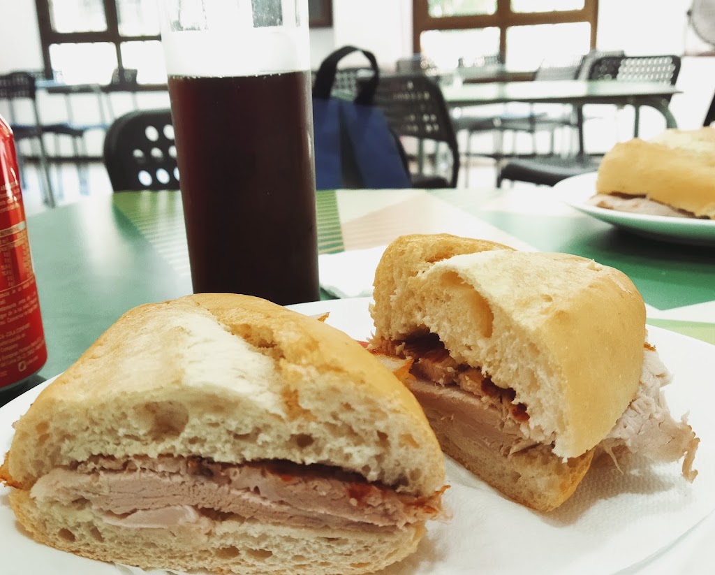 Cafeteria Churreria Mi Julliet — Comida y bebida