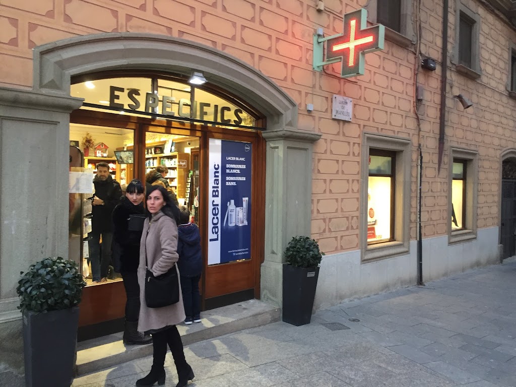 Farmacia Barnolas (Antiga F. Genis)