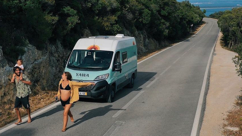 Yawa Vans