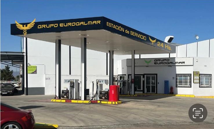 Gasolinera Grupo Eurogalmar — Surtidor de combustible