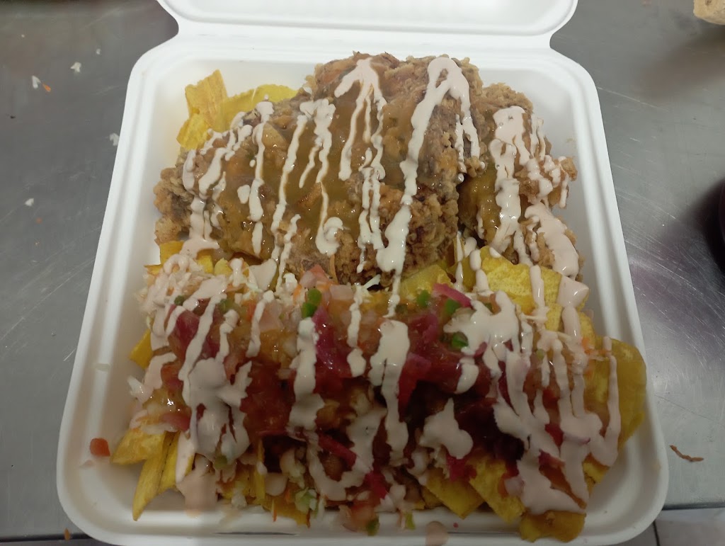 Bar Latino Pla I Palet — Comida y bebida