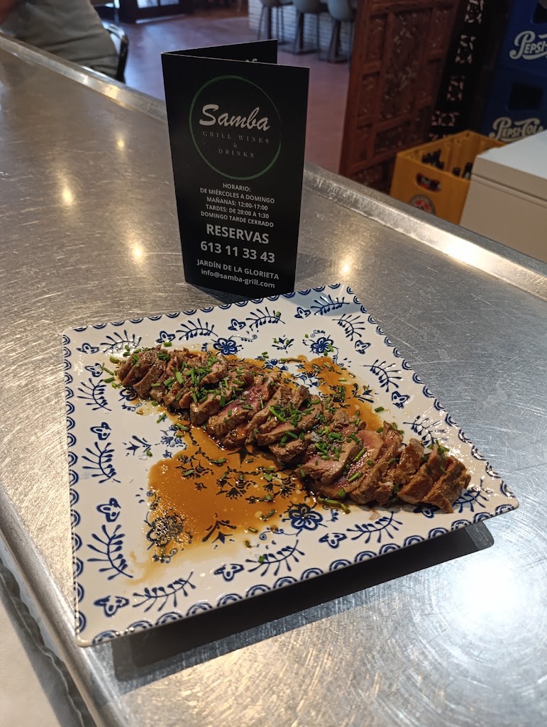 SAMBA GRILL, WINES & DRINKS — Comida y bebida