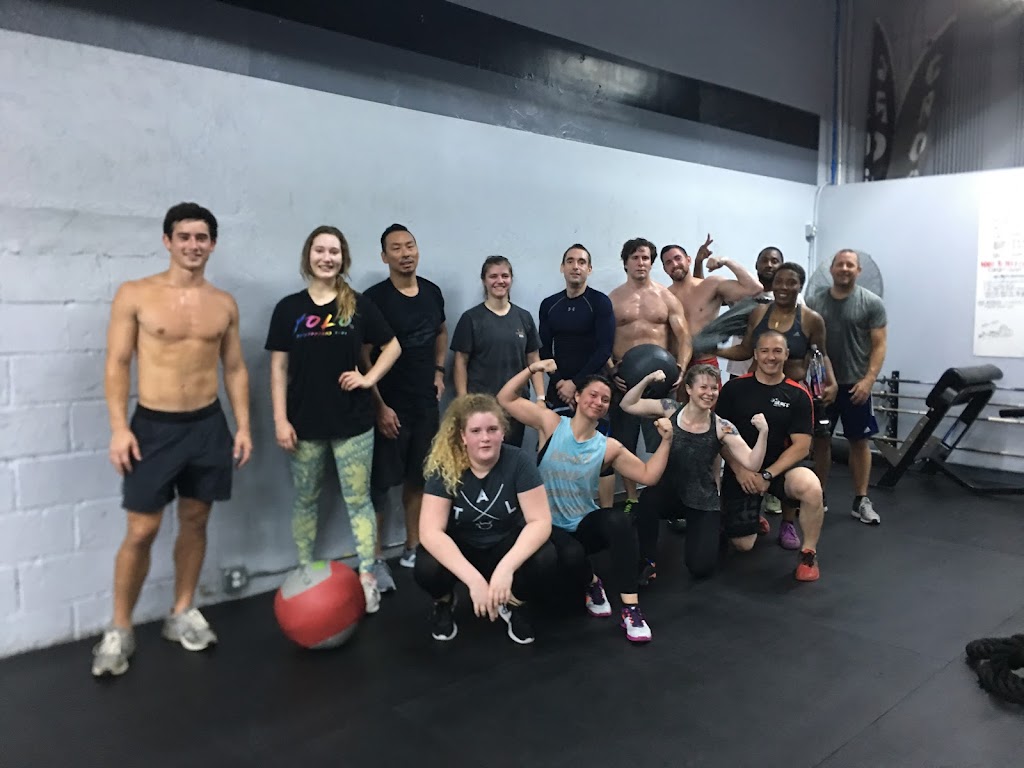  Knuckleup Barbell Club