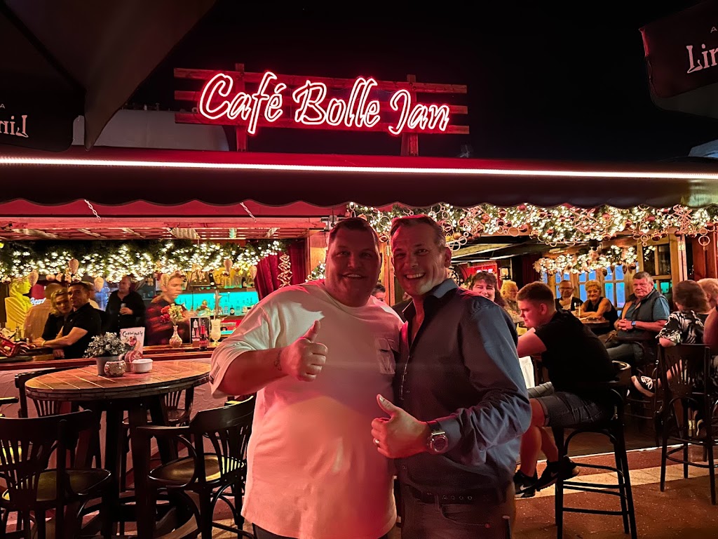 Cafe Bar Bolle Jan Gran Canaria — Ambiente