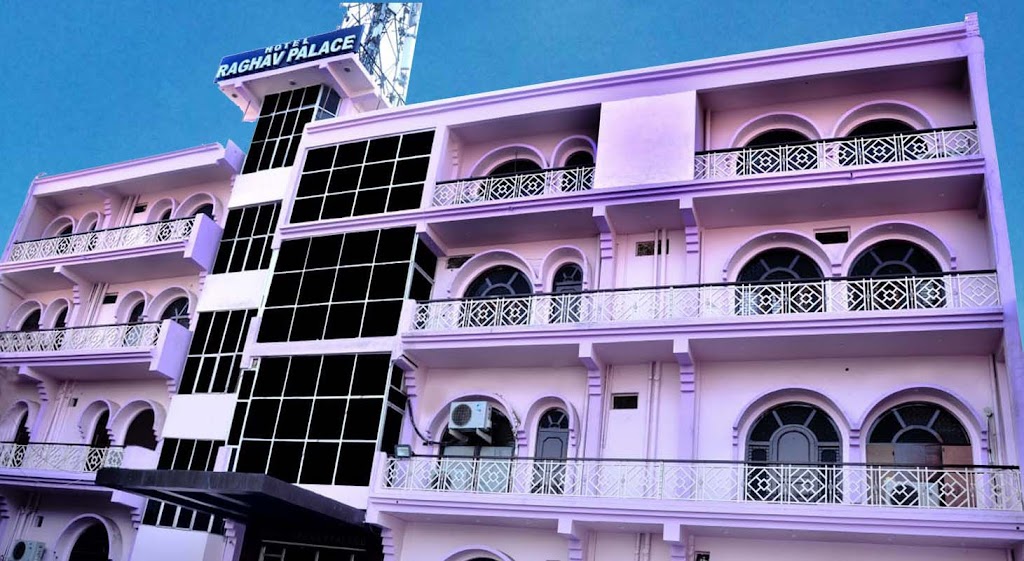 Hotel Raghav Palace