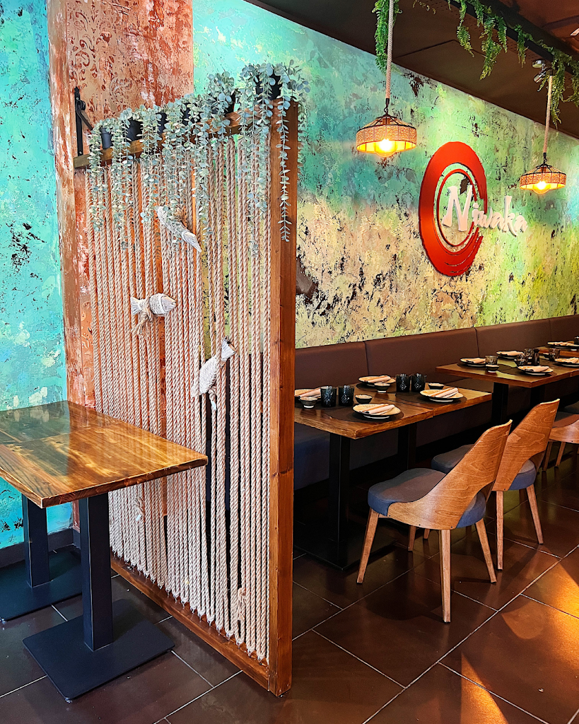 Restaurant Japones Niwaka Manresa — Ambiente