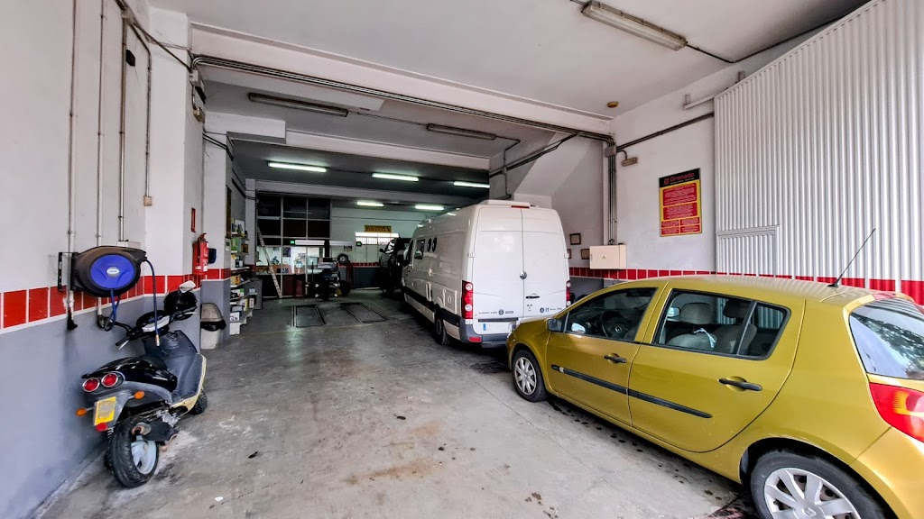 Neumaticos y Mecanica Rapida Granado S.L