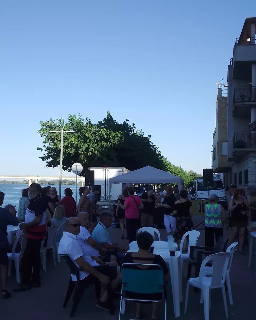 Lo Balconet Craft Beer — Ambiente