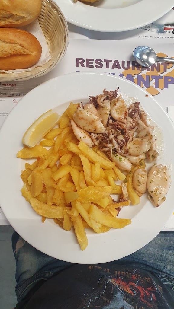 Bar Sagitario — Comida y bebida