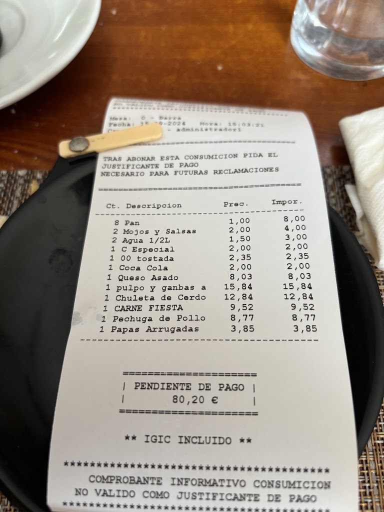 Restaurante asador .La Barrica . comida tipica — Carta