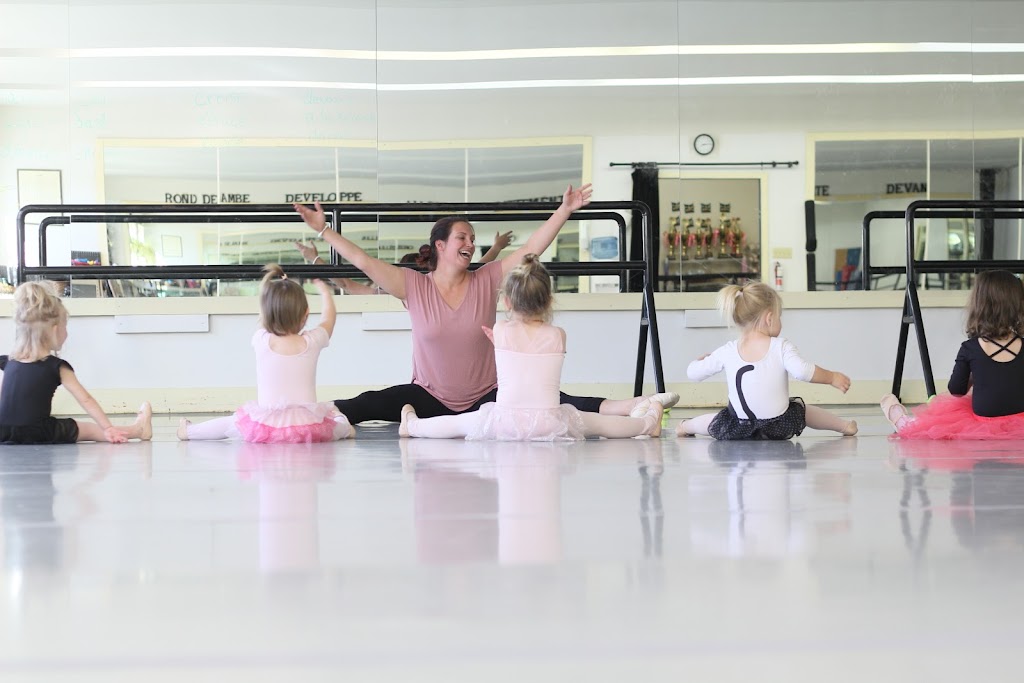  Northwestern Studios