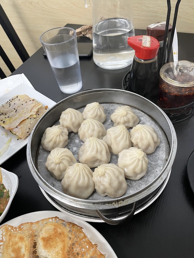 Steamed dumplings