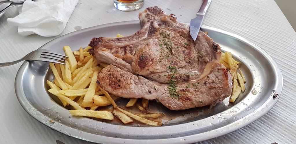 Meson El Parque — Comida y bebida