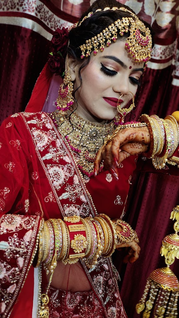 Rimjhim Beauty Parlour