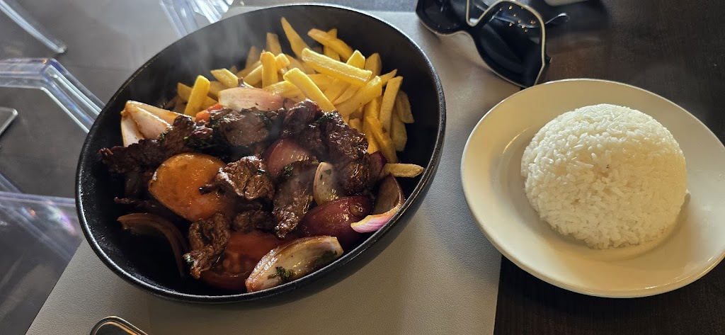 Lomo saltado