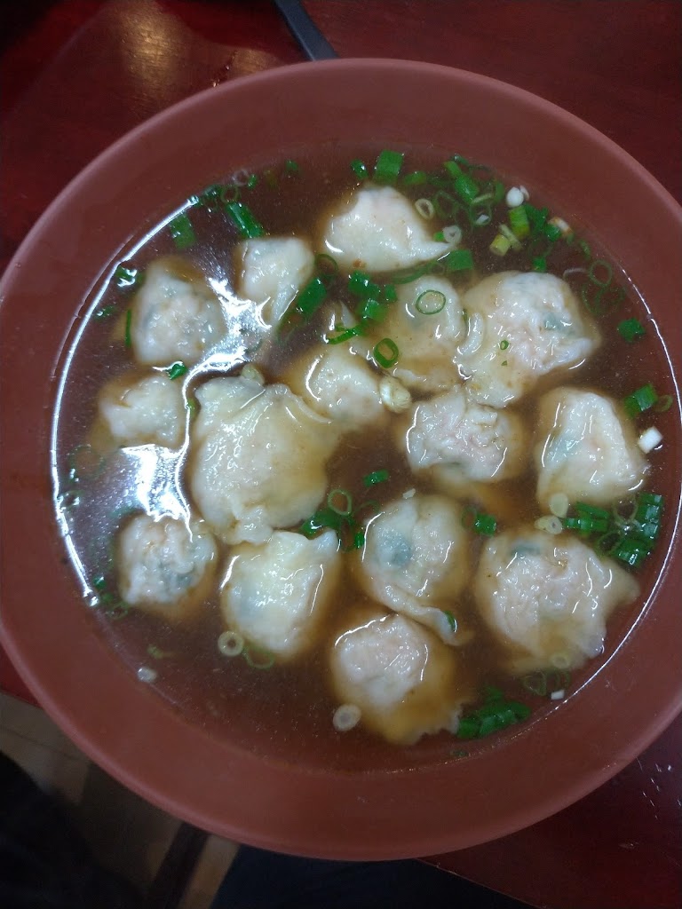 家常牛肉麵、手擀皮水餃 的照片