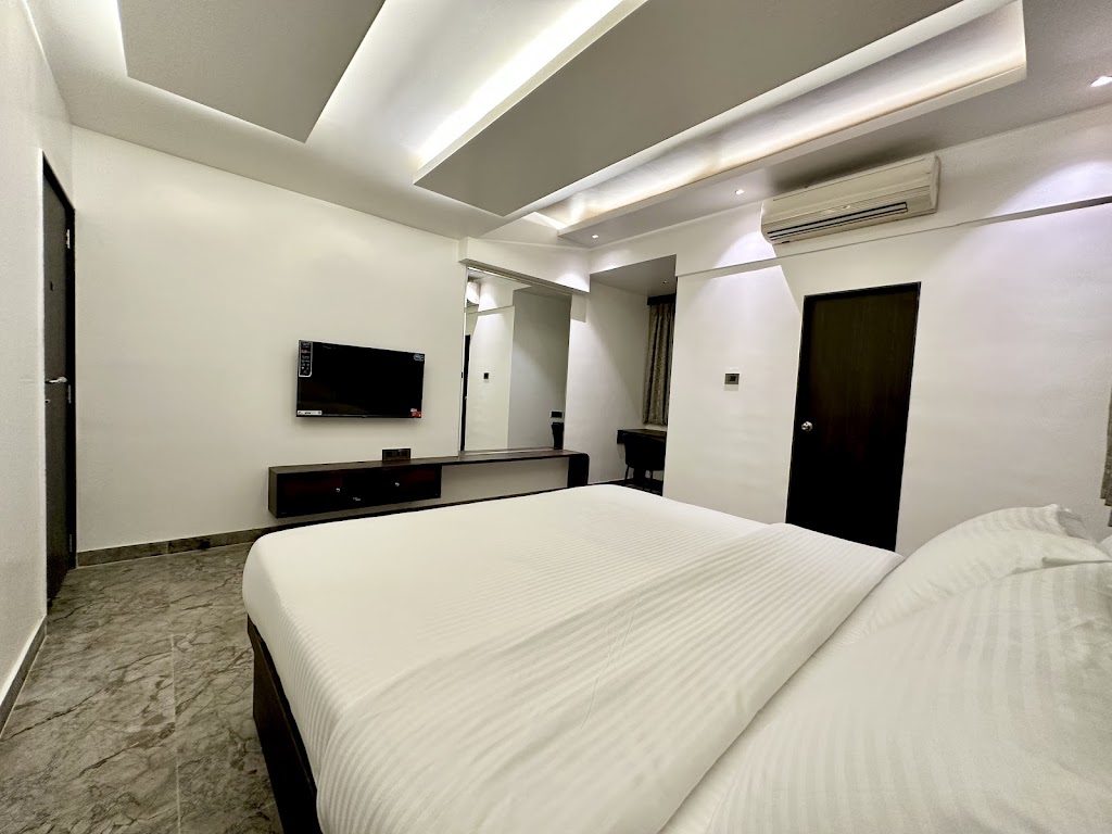 Takht Executive Suites Rooms
