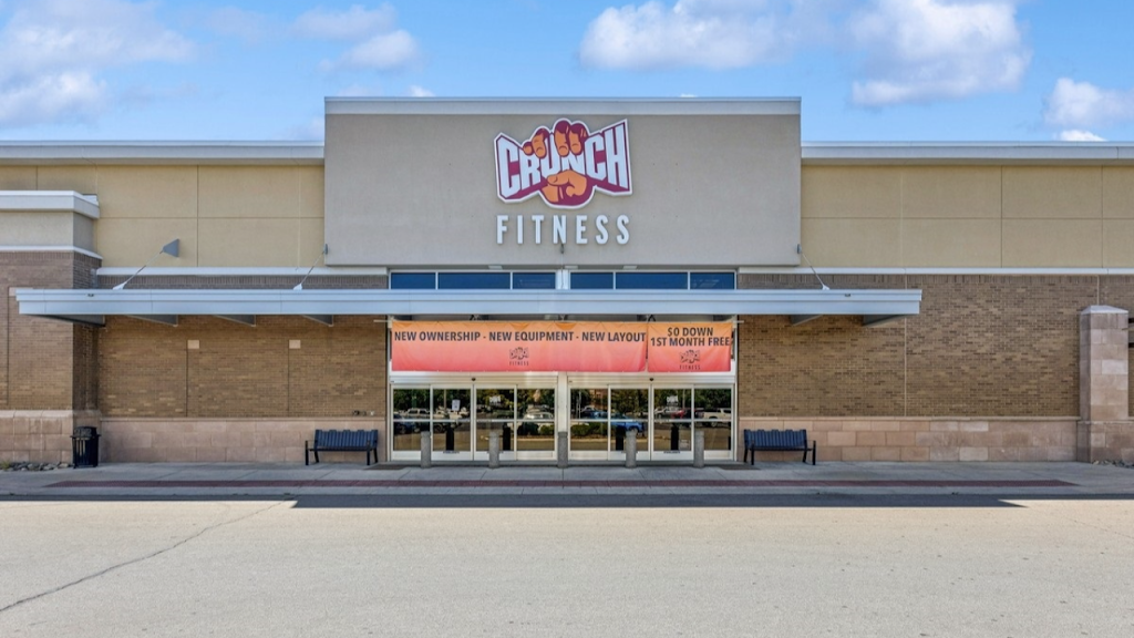  Crunch Fitness - Sparks