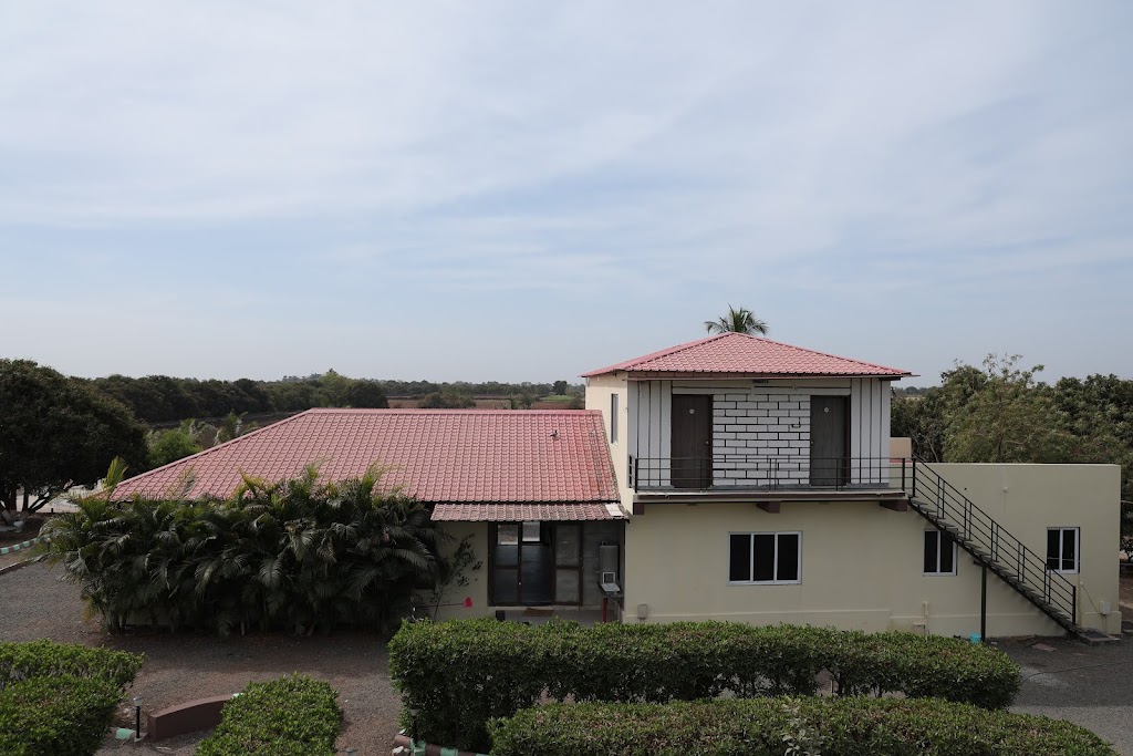 Girs Vatican Resort