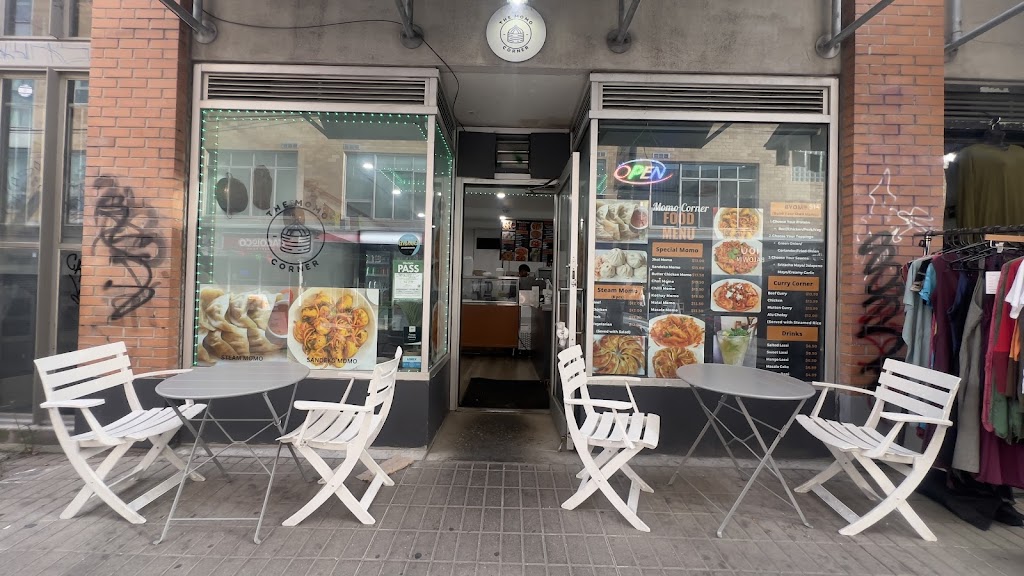 Momo Corner