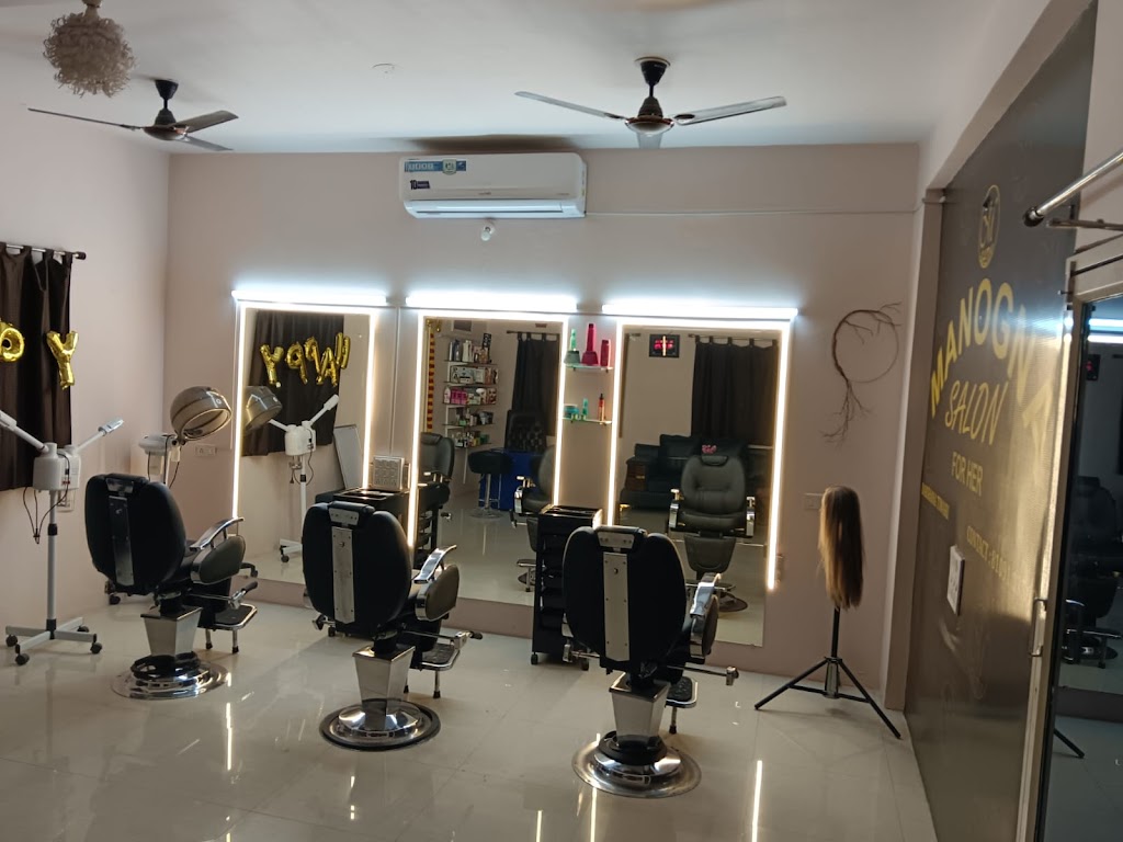 Manogna Salon