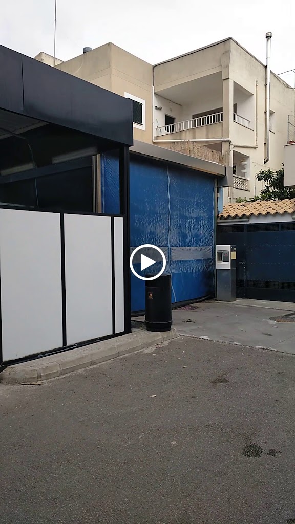 Estacion de Servicio Repsol — Videos