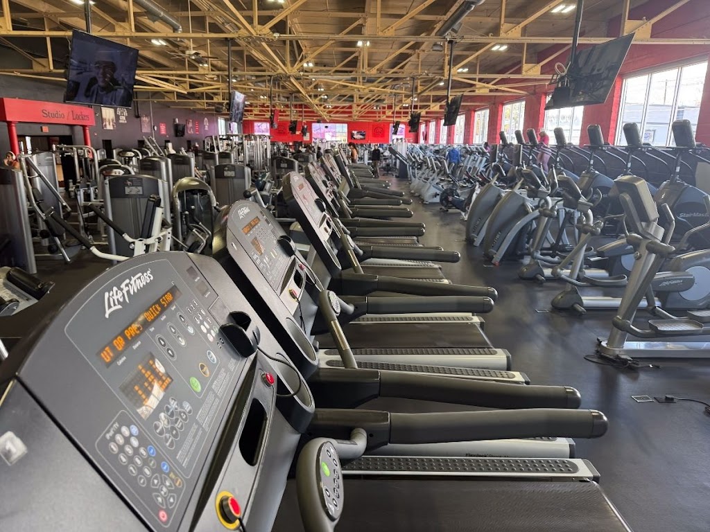  Powerhouse Gym Linden