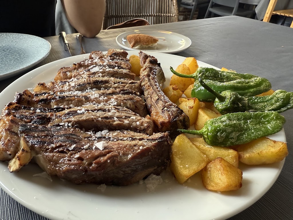 LAREPERA — Comida y bebida