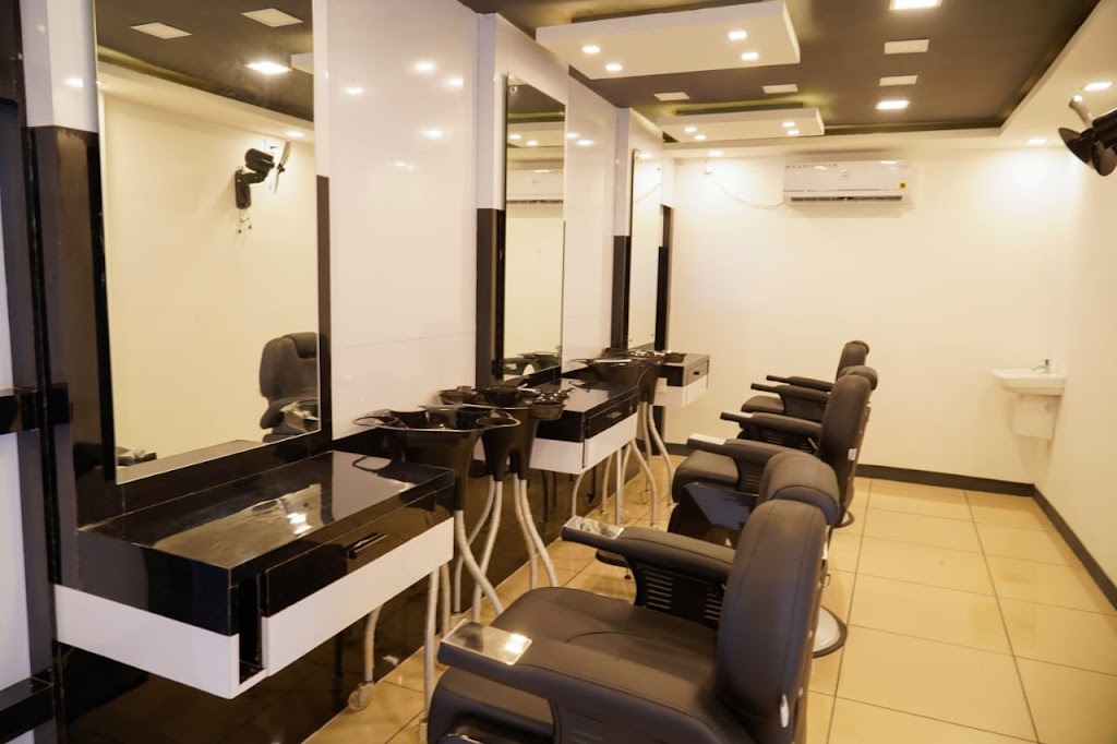 Beauty Guy Wedding Salon