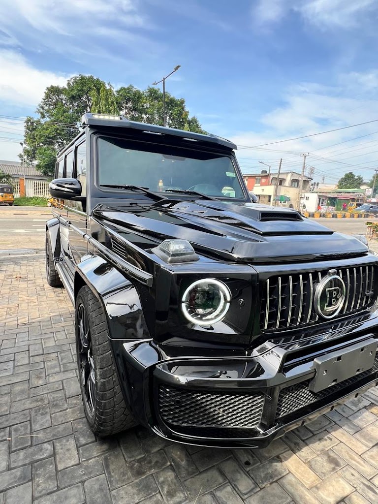 Xenluxe Car Rentals em Lagos