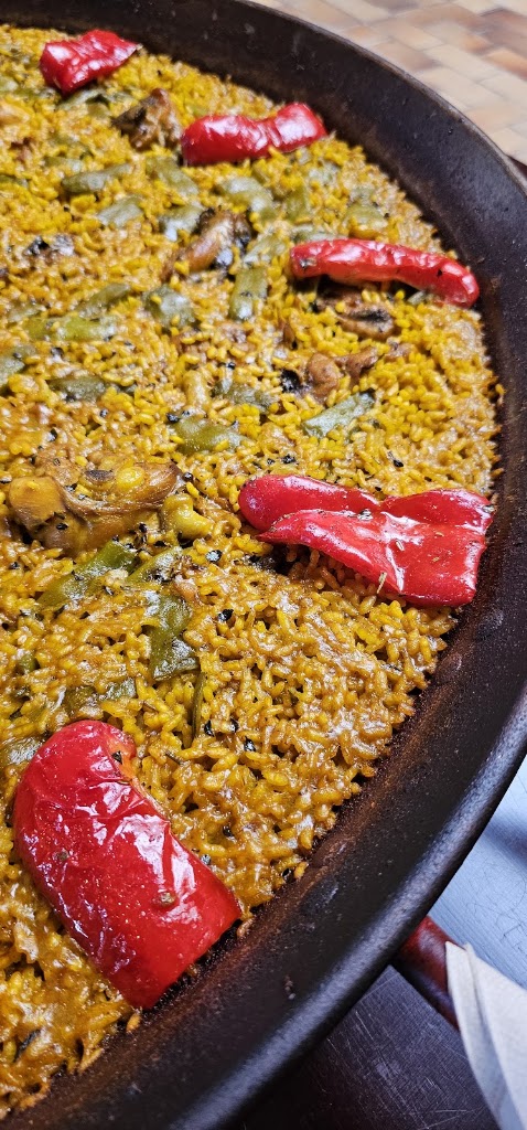 Restaurante Club De Tenis Helios — Paella