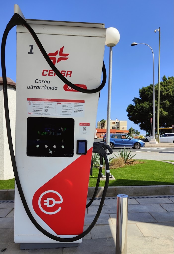 Cepsa Nueva Escaleritas — Surtidor de combustible