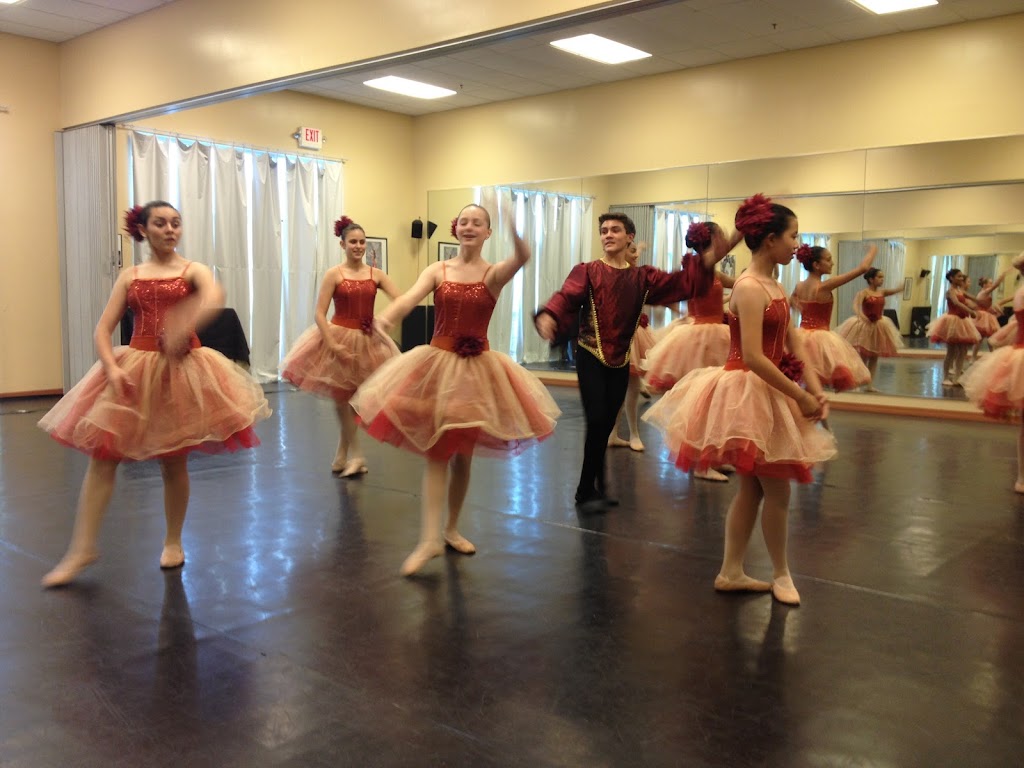  Spotlight Dance Center