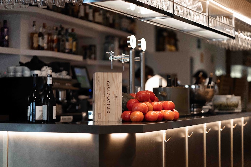 Restaurante Vinoteca Garcia de la Navarra — Ambiente