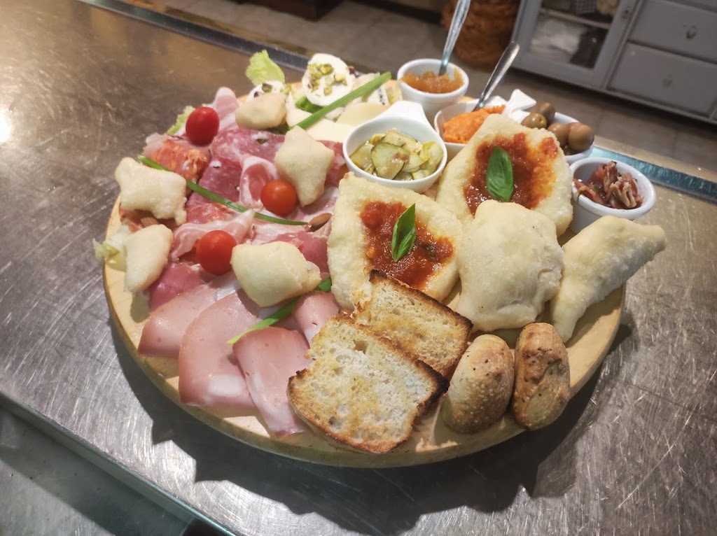 Restaurante That's Amore E Tarantella - Los Abrigos — Comida y bebida
