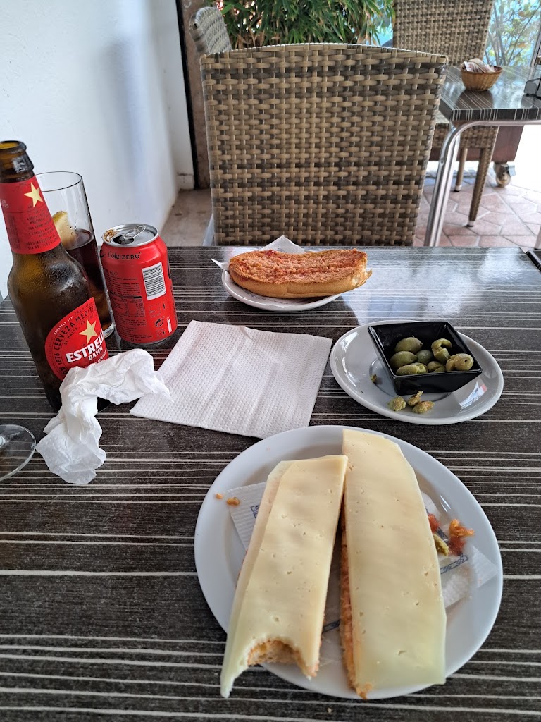 Balafi — Comida y bebida