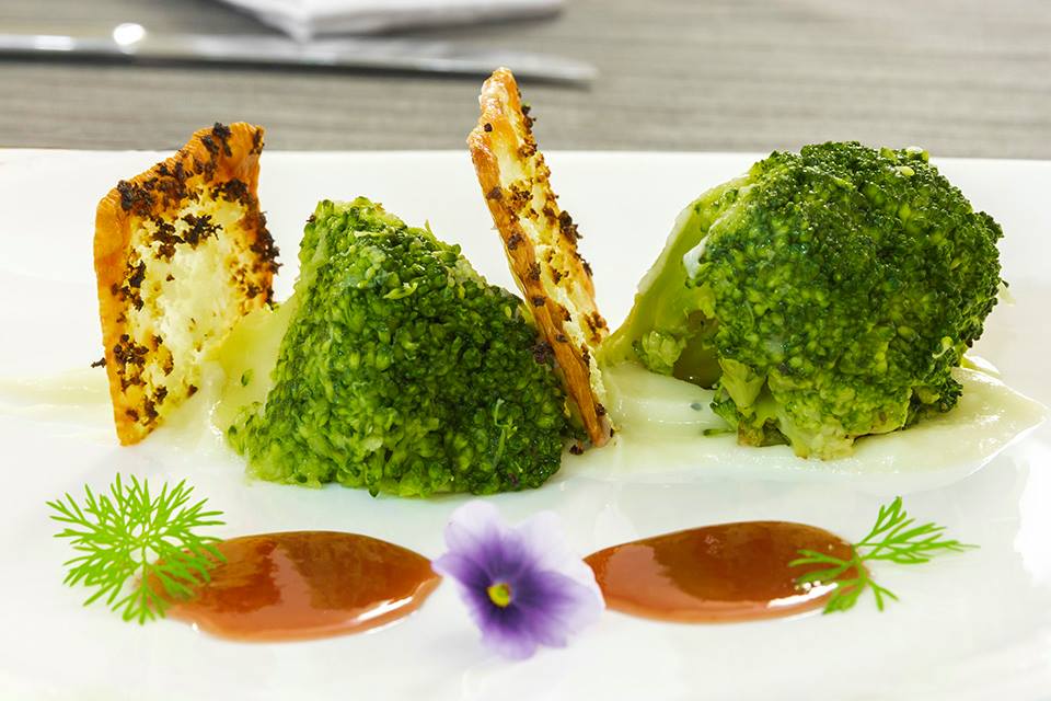 Restaurante Topero — Comida y bebida