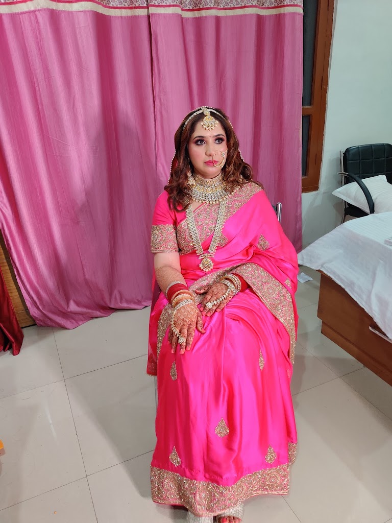 Attitude Professional Unisex Salon Sunder Nagar