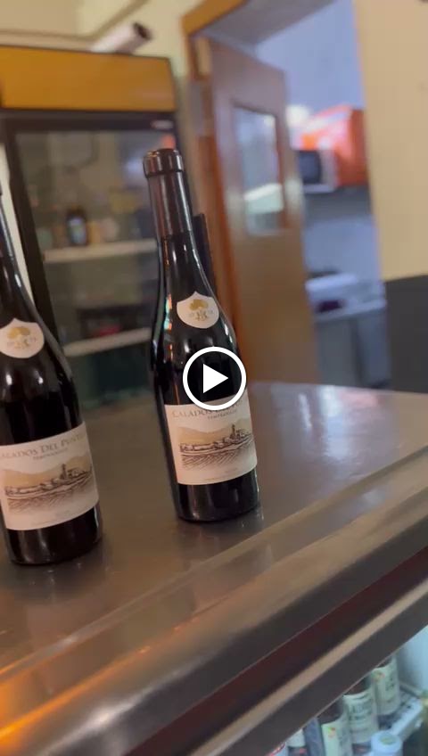 Casa India Restaurant, Los Alcazares — Videos